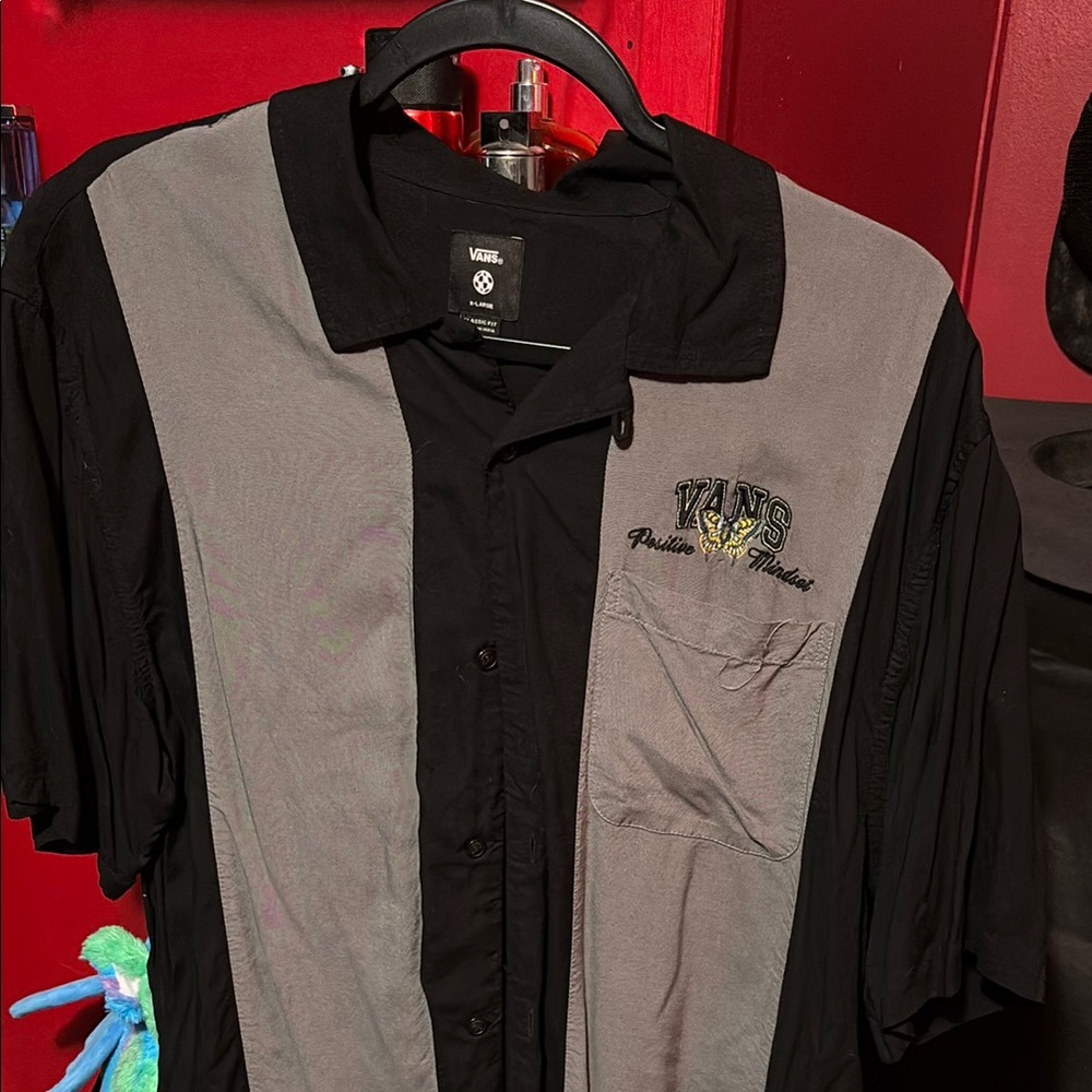 Vans Black and Gray Casual Button Down Shirt
